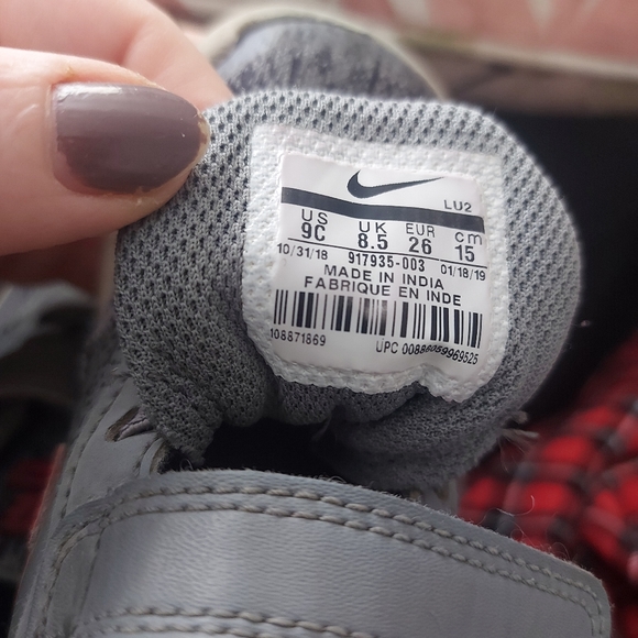 Nike kids shoes - Picture 4 of 4